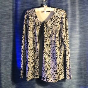 Pretty Black and Tan patterned cardigan